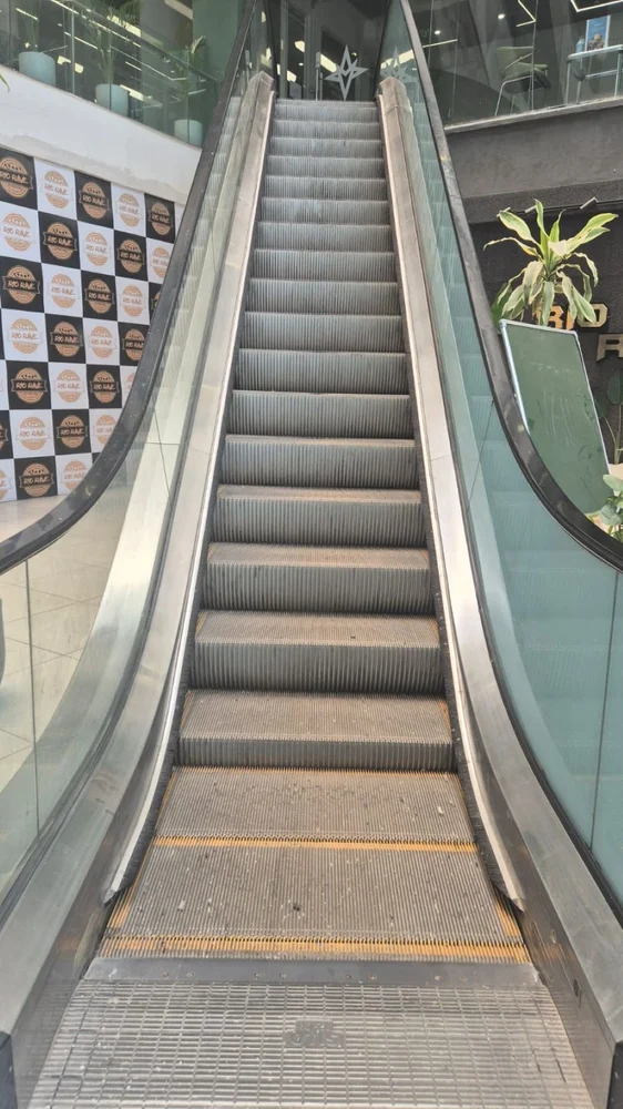 Used otis escalator